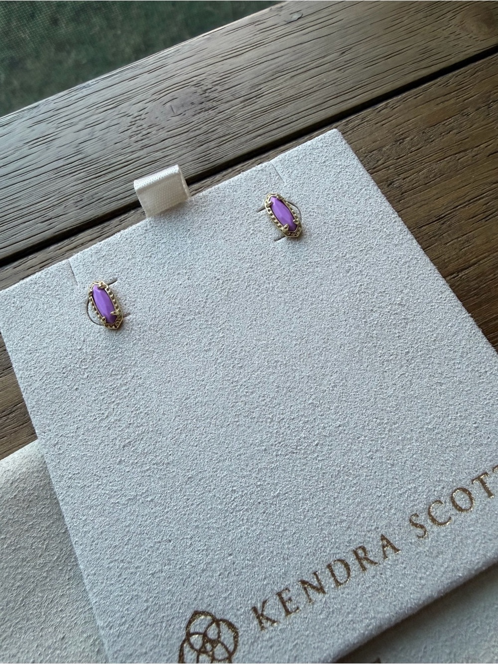 Kendra Scott Lavender Small Stud Earrings - Gold Tone